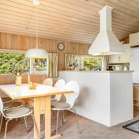 Сasa de vacaciones Juergen - 2-5km From The Sea By Interhome *
